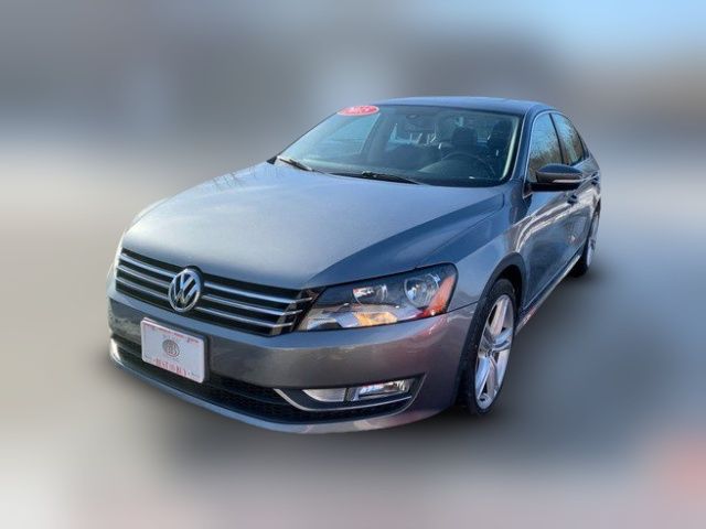 2015 Volkswagen Passat 1.8T SE Navigation