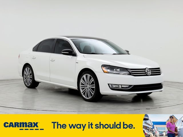 2015 Volkswagen Passat 1.8T Sport