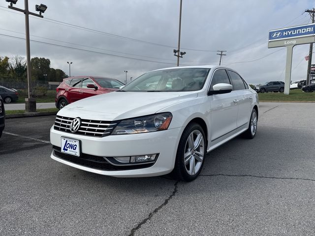 2015 Volkswagen Passat 2.0L TDI SE Navigation