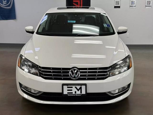 2015 Volkswagen Passat 2.0L TDI SE Navigation