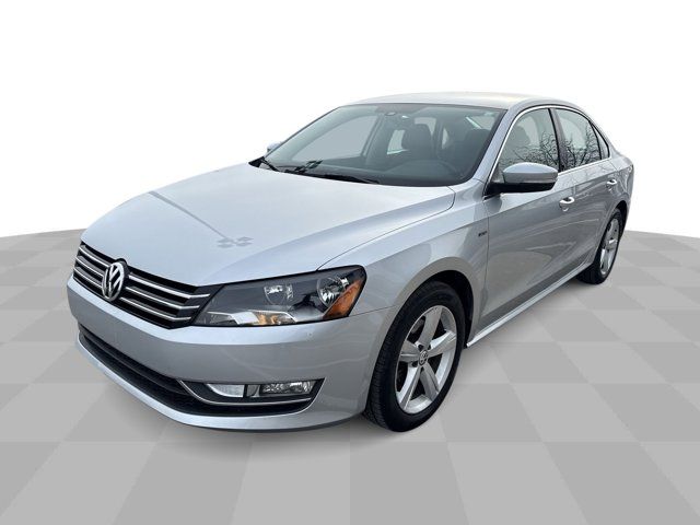 2015 Volkswagen Passat 1.8T Limited