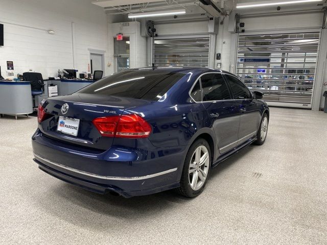 2015 Volkswagen Passat 3.6L V6 SEL Premium