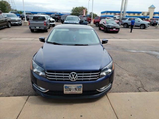 2015 Volkswagen Passat 3.6L V6 SEL Premium