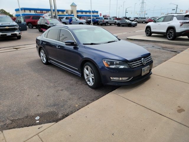 2015 Volkswagen Passat 3.6L V6 SEL Premium