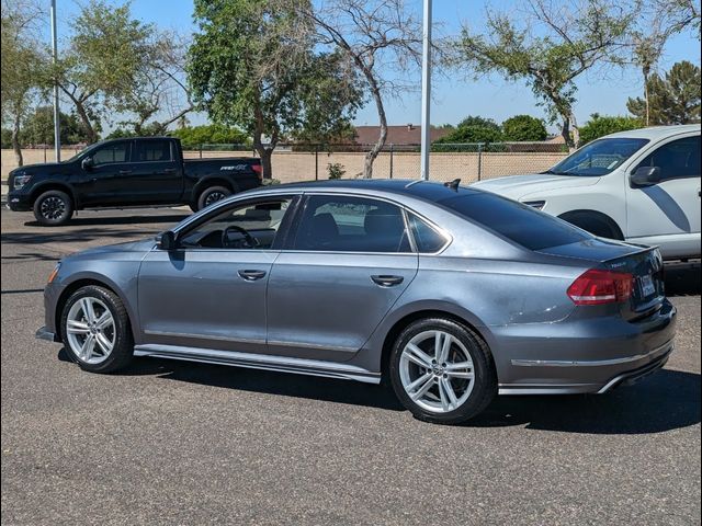 2015 Volkswagen Passat 3.6L V6 SEL Premium