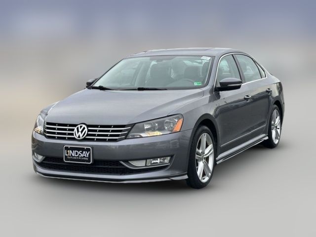 2015 Volkswagen Passat 3.6L V6 SEL Premium