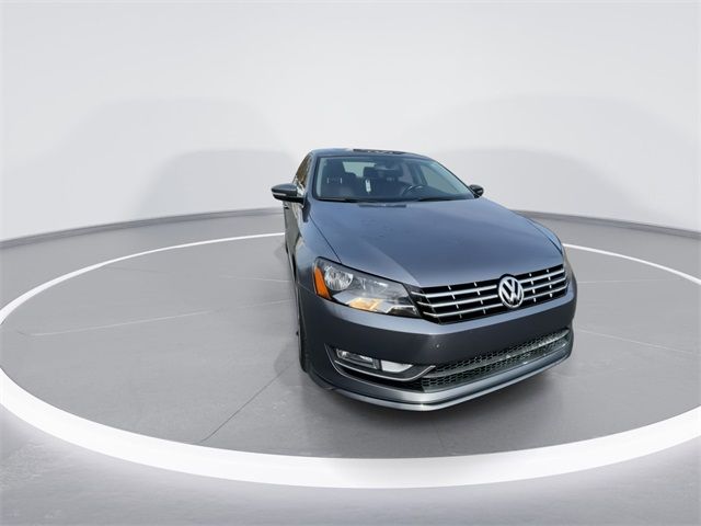 2015 Volkswagen Passat 3.6L V6 SEL Premium