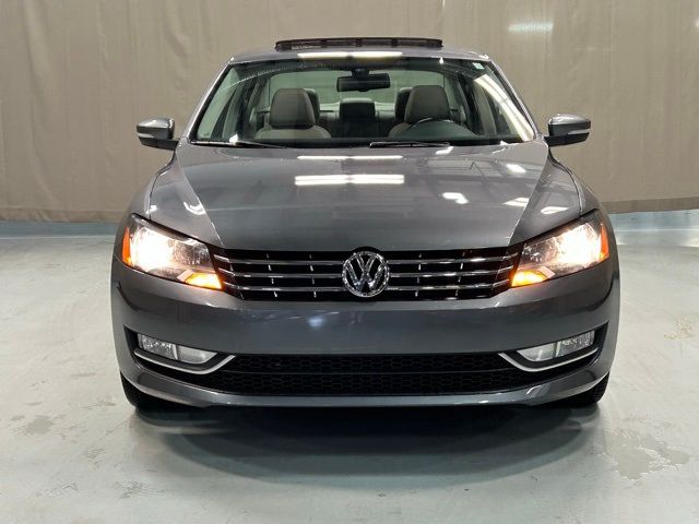 2015 Volkswagen Passat 3.6L V6 SEL Premium