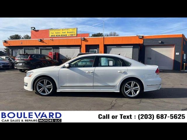 2015 Volkswagen Passat 3.6L V6 SEL Premium