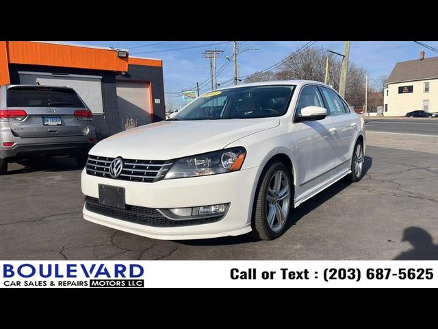 2015 Volkswagen Passat 3.6L V6 SEL Premium