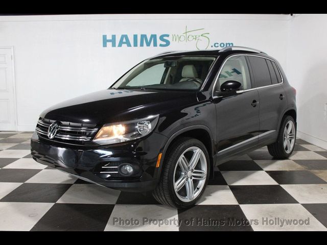 2015 Volkswagen Tiguan SE