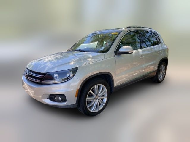 2015 Volkswagen Tiguan SE