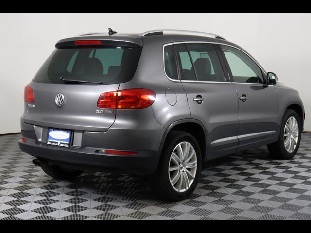 2015 Volkswagen Tiguan SE