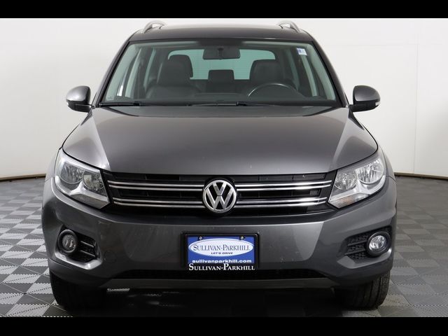 2015 Volkswagen Tiguan SE