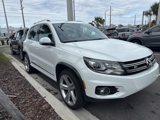 2015 Volkswagen Tiguan R-Line