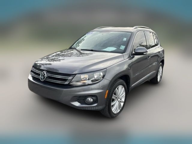 2015 Volkswagen Tiguan SE
