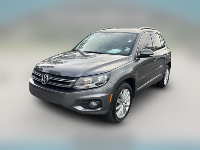 2015 Volkswagen Tiguan SE
