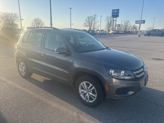 2015 Volkswagen Tiguan S