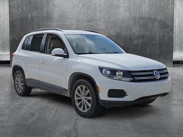 2015 Volkswagen Tiguan SE