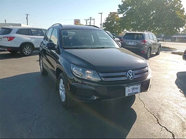 2015 Volkswagen Tiguan S