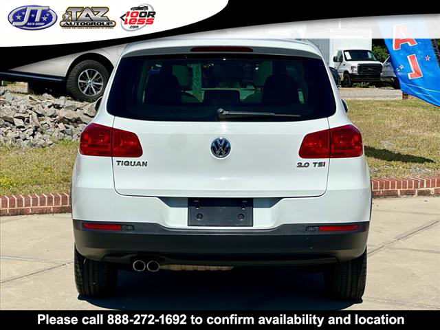 2015 Volkswagen Tiguan SE