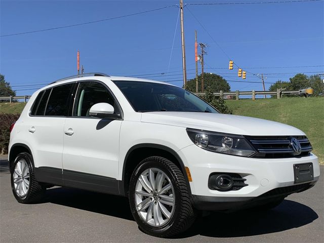 2015 Volkswagen Tiguan SE