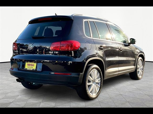 2015 Volkswagen Tiguan SE