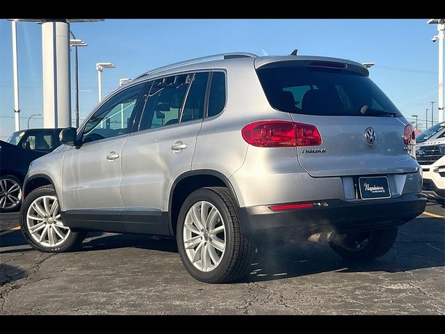 2015 Volkswagen Tiguan SE