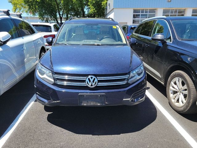 2015 Volkswagen Tiguan SE