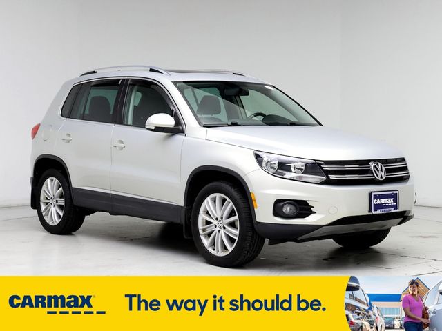 2015 Volkswagen Tiguan SE