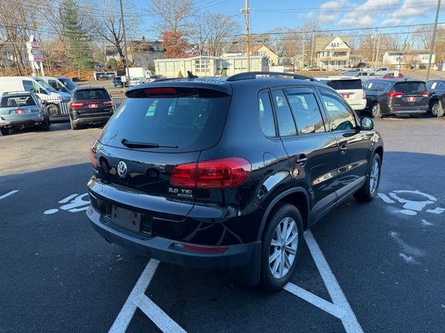 2015 Volkswagen Tiguan SE