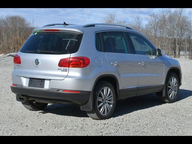 2015 Volkswagen Tiguan SE