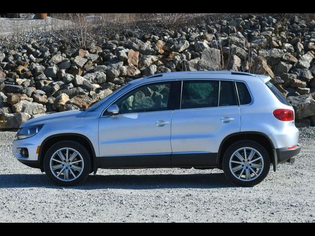 2015 Volkswagen Tiguan SE