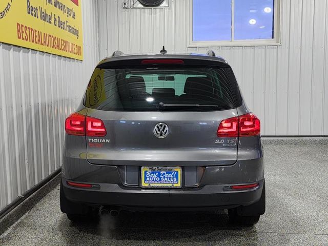 2015 Volkswagen Tiguan SE