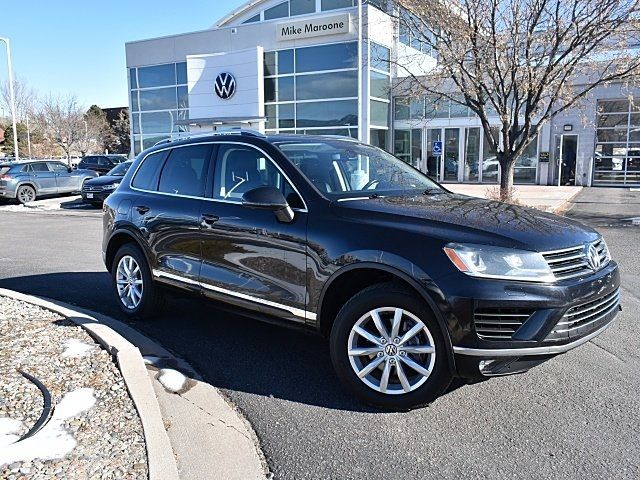 2015 Volkswagen Touareg Sport