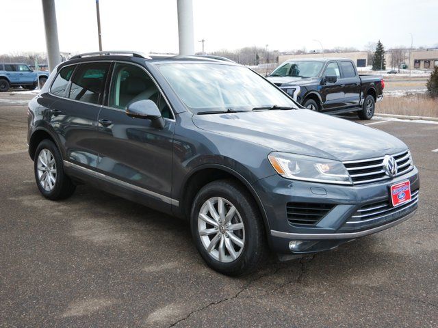 2015 Volkswagen Touareg Sport