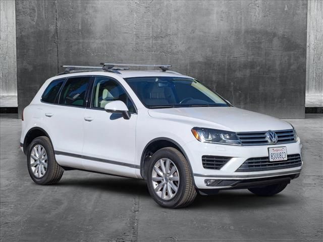 2015 Volkswagen Touareg Sport