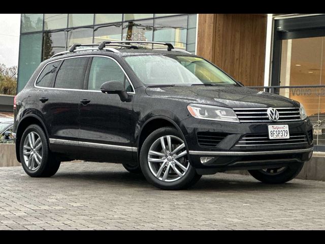 2015 Volkswagen Touareg Lux