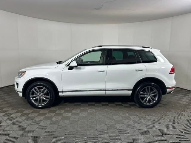 2015 Volkswagen Touareg Lux