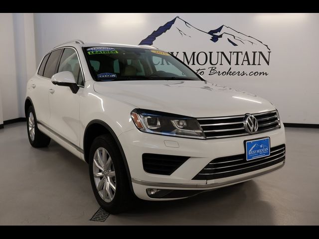 2015 Volkswagen Touareg Sport