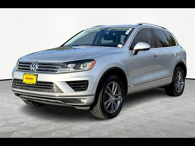 2015 Volkswagen Touareg Lux