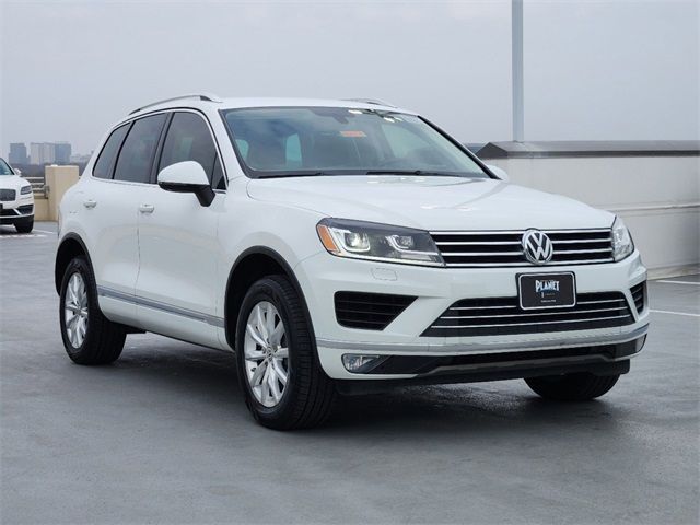 2015 Volkswagen Touareg Sport