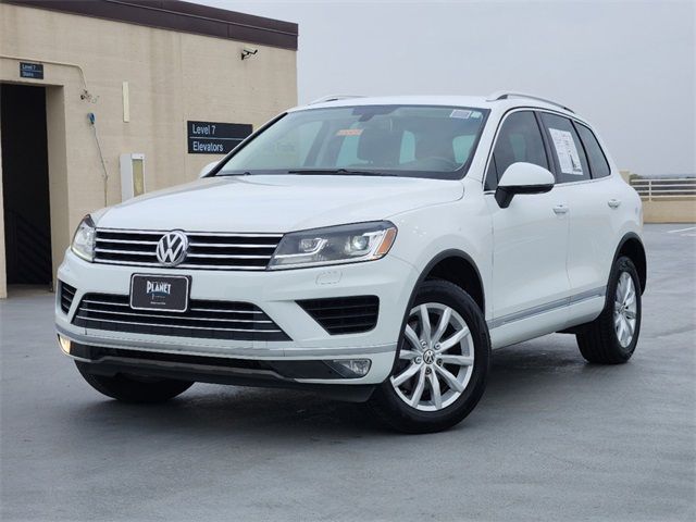 2015 Volkswagen Touareg Sport