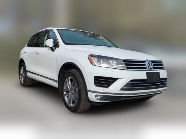 2015 Volkswagen Touareg Lux