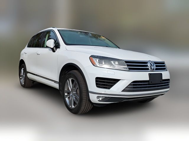 2015 Volkswagen Touareg Lux