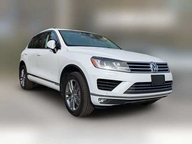 2015 Volkswagen Touareg Lux