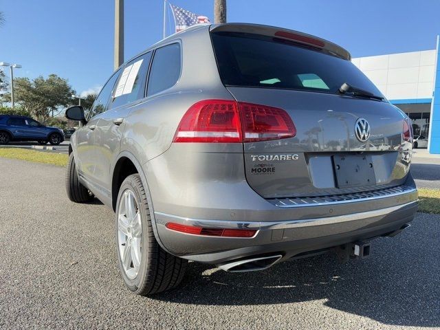 2015 Volkswagen Touareg Executive