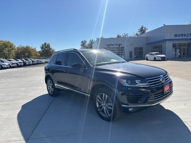 2015 Volkswagen Touareg Lux