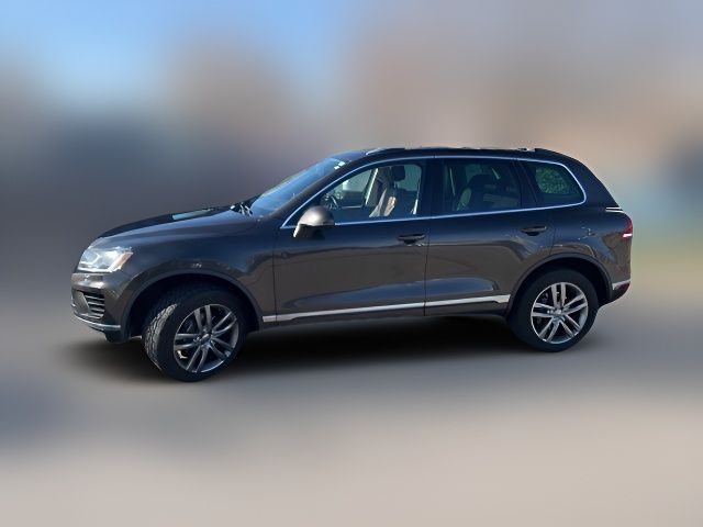 2015 Volkswagen Touareg Lux