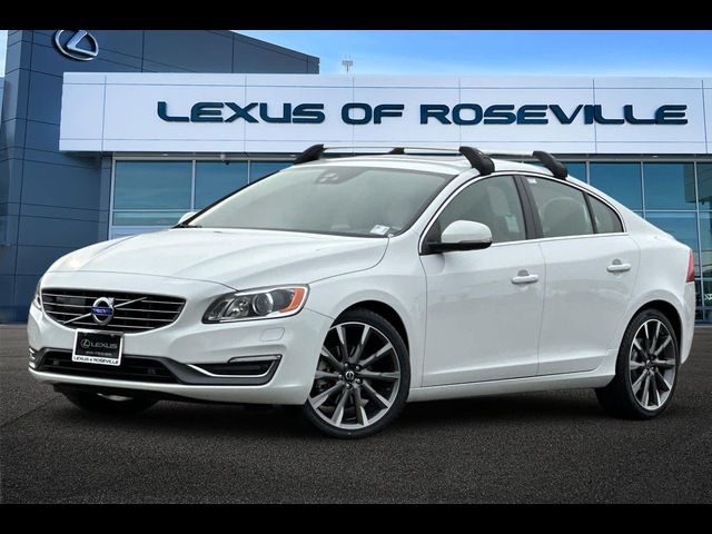 2015 Volvo S60 T5 Drive-E Platinum